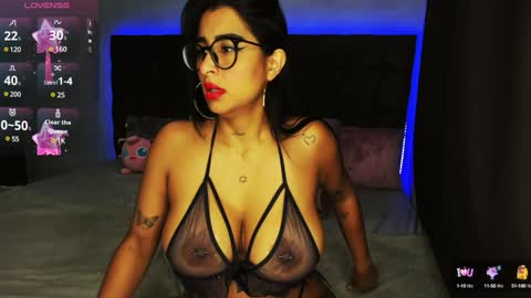 lovely violet13 online show from February 3, 1:19 pm