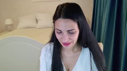 Snapshot of lovelybeatricee chatting on June 16, 6:21 pm Beatrice online show from June 16, 6:21 pm
