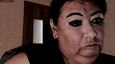 Snapshot of lovelyboobsx chatting on April 28, 3:22 am Anelana online show from April 28, 3:22 am