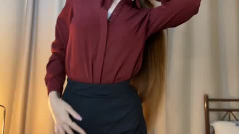 Snapshot of lovelycoupleforyou chatting on June 4, 7:09 pm Solfiro online show from June 4, 7:09 pm