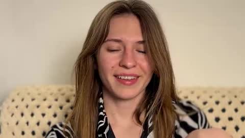 Kate only online show from April 30, 3:07 pm