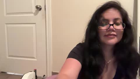 Snapshot of lovelykatiebabe chatting on February 28, 2:34 am lovelykatiebabe online show from February 28, 2:34 am
