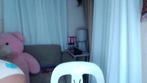 lovelymae18 online show from December 2, 1:35 pm