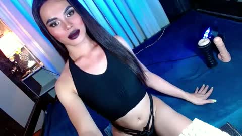 lovelymiss_shyna11 online show from February 24, 2:26 pm