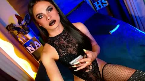 Snapshot of lovelymiss_shyna11 chatting on June 12, 8:41 pm lovelymiss_shyna11 online show from June 12, 8:41 pm