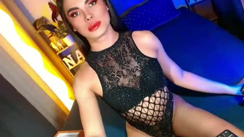 Snapshot of lovelymiss_shyna11 chatting on June 25, 12:42 pm lovelymiss_shyna11 online show from June 25, 12:42 pm