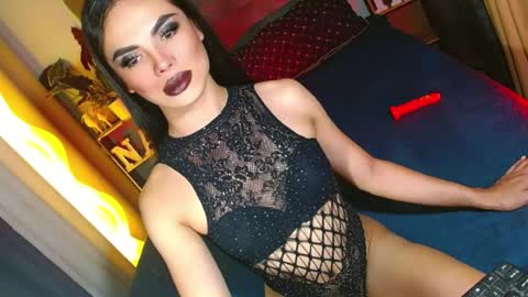 Snapshot of lovelymiss_shyna11 chatting on July 13, 12:30 pm lovelymiss_shyna11 online show from July 13, 12:30 pm
