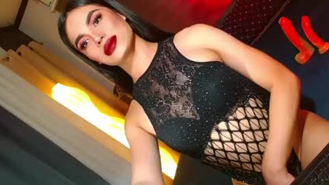Snapshot of lovelymiss_shyna11 chatting on August 5, 12:24 am lovelymiss_shyna11 online show from August 5, 12:24 am