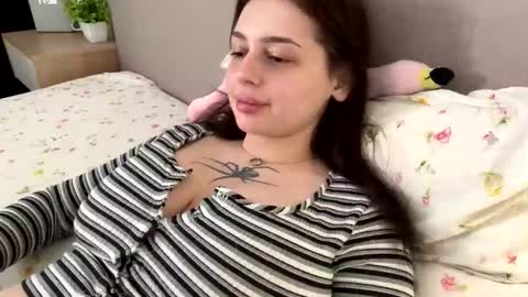 Snapshot of lovelyrachel__ chatting on September 15, 8:36 am LovelyRachel online show from September 15, 8:36 am