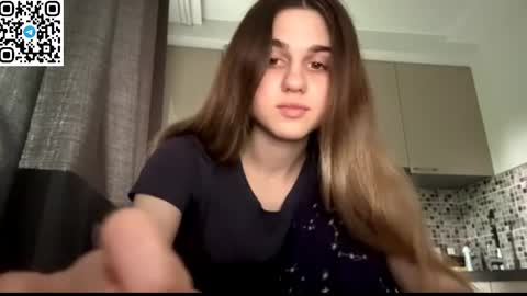 Snapshot of lovelysilk_63 chatting on June 7, 8:29 am ELA online show from June 7, 8:29 am