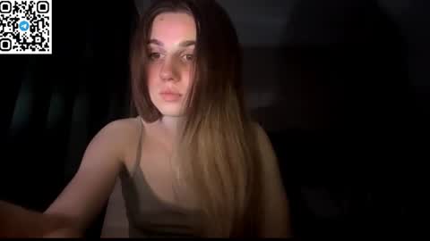 Snapshot of lovelysilk_63 chatting on June 11, 6:39 pm ELA online show from June 11, 6:39 pm