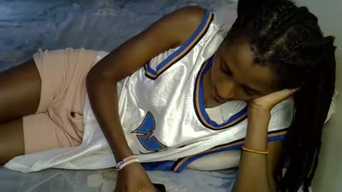 lovelytin online show from November 10, 8:57 am