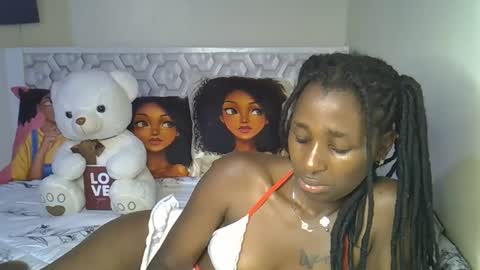 lovelytin online show from February 20, 11:27 pm