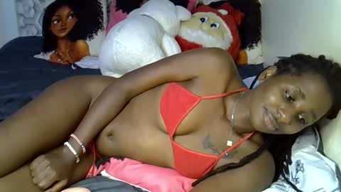 lovelytin online show from March 8, 7:06 pm