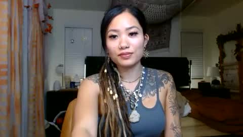 Snapshot of lovelyxmacii chatting on October 26, 5:24 am lovelyxmacii online show from October 26, 5:24 am