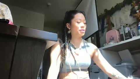 Snapshot of lovelyxmacii chatting on March 15, 7:42 pm lovelyxmacii online show from March 15, 7:42 pm