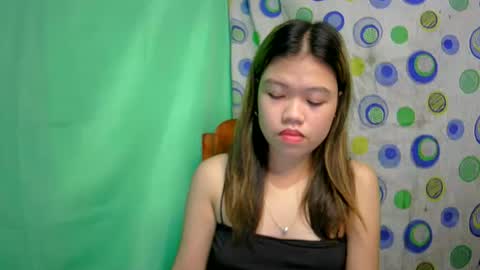 lovemae352295 online show from December 20, 2:52 am