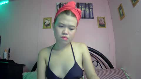 lovemae352295 online show from February 24, 6:16 am