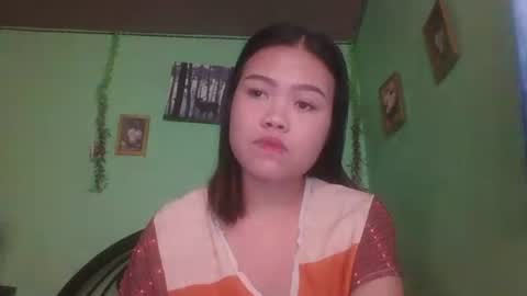 lovemae352295 online show from November 15, 6:00 am