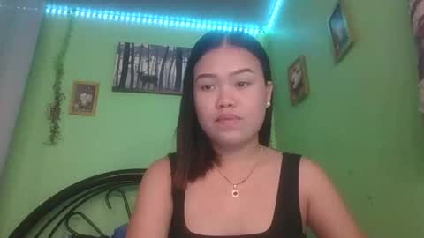 lovemae352295 online show from November 23, 7:19 am