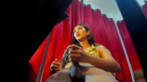 Snapshot of lovemarie19x chatting on March 11, 5:05 am pauleen online show from March 11, 5:05 am