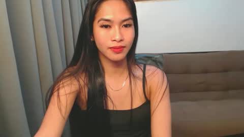 Snapshot of lovemarie19x chatting on September 27, 5:12 am pauleen online show from September 27, 5:12 am