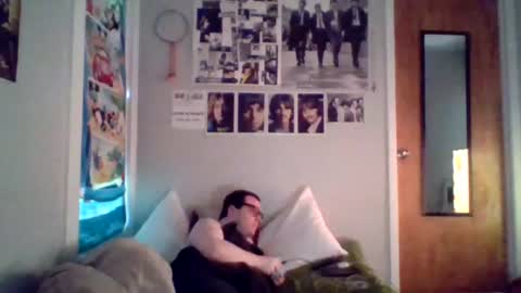 Snapshot of lovememadly_ chatting on July 26, 1:07 pm Nick online show from July 26, 1:07 pm