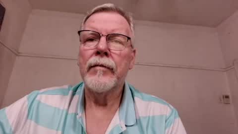 Snapshot of lovemysmallcockbear chatting on July 21, 5:37 pm Sanipass online show from July 21, 5:37 pm