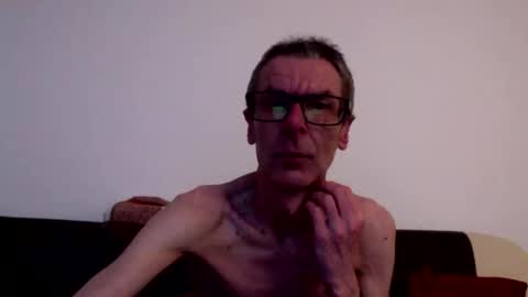 lovepvcearly50s online show from April 18, 7:07 pm