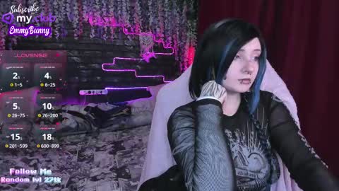 Snapshot of lover_emmy chatting on February 23, 3:18 pm Emmy online show from February 23, 3:18 pm