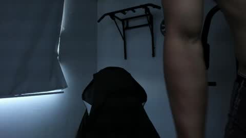 Snapshot of lover_fitnessboy chatting on February 21, 10:37 pm kevin online show from February 21, 10:37 pm