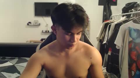 loverboyph04 online show from October 18, 8:59 am