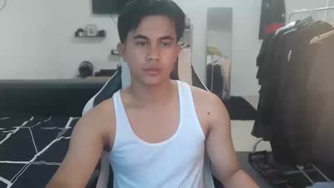 loverboyph04 online show from December 17, 2:28 am