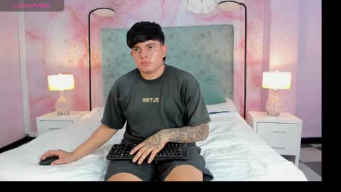 loverebels_ online show from November 7, 12:16 pm