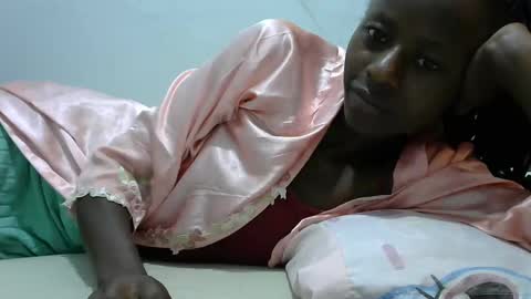 lovergal222 online show from January 25, 8:21 am