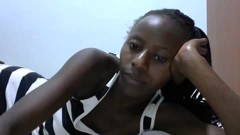 lovergal222 online show from February 5, 4:03 pm