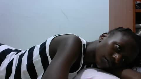 lovergal222 online show from February 5, 9:40 pm