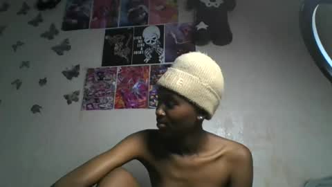 Snapshot of lovers_oncam chatting on July 22, 4:26 am RedJoy online show from July 22, 4:26 am