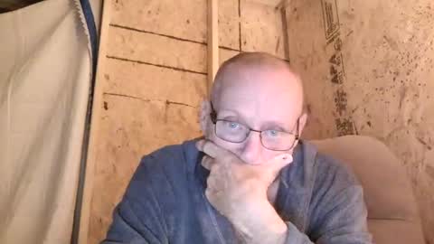 just here to have fun and cum online show from November 24, 11:43 am