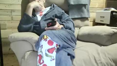 just here to have fun and cum online show from April 1, 12:39 pm