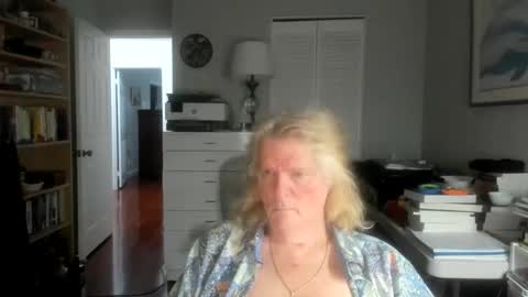 Snapshot of lovestylistwomen chatting on March 29, 6:57 am Michael online show from March 29, 6:57 am