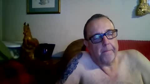 lovesummer69 online show from April 26, 1:03 am