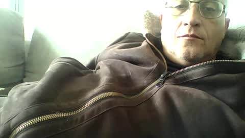 Snapshot of lovetightass251577 chatting on March 21, 10:20 am lovetightass online show from March 21, 10:20 am
