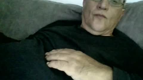 Snapshot of lovetightass251577 chatting on April 3, 4:38 pm lovetightass online show from April 3, 4:38 pm