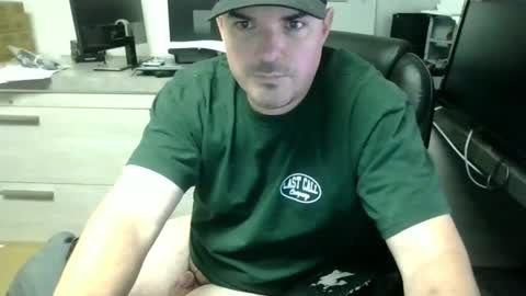 Snapshot of lovetofps chatting on December 2, 10:23 pm Love2Game online show from December 2, 10:23 pm