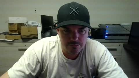 Snapshot of lovetofps chatting on January 6, 7:13 pm Love2Game online show from January 6, 7:13 pm