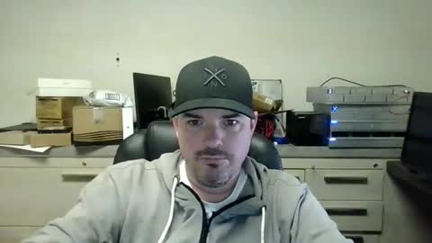 Snapshot of lovetofps chatting on January 16, 6:48 pm Love2Game online show from January 16, 6:48 pm