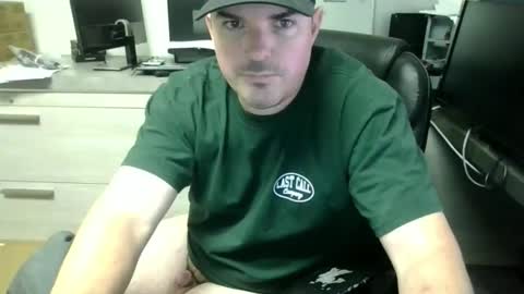 Snapshot of lovetofps chatting on December 16, 1:10 am Love2Game online show from December 16, 1:10 am