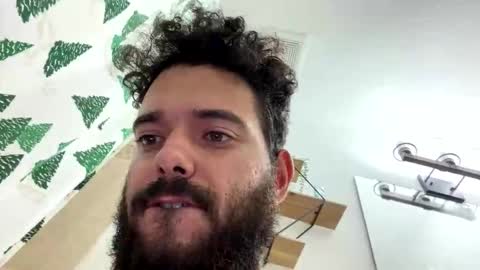 lovetopleaseyou4423 online show from April 22, 1:52 am