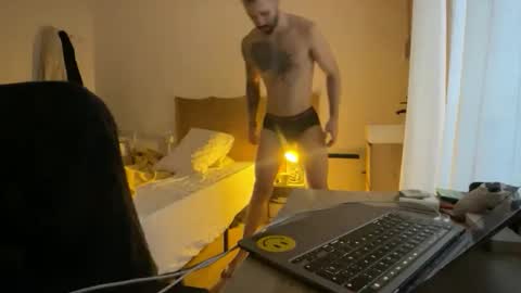 Snapshot of loveweed22 chatting on March 30, 9:10 am loveweed22 online show from March 30, 9:10 am